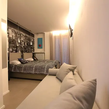 Affittacamere Smile Accomodation أَويستا